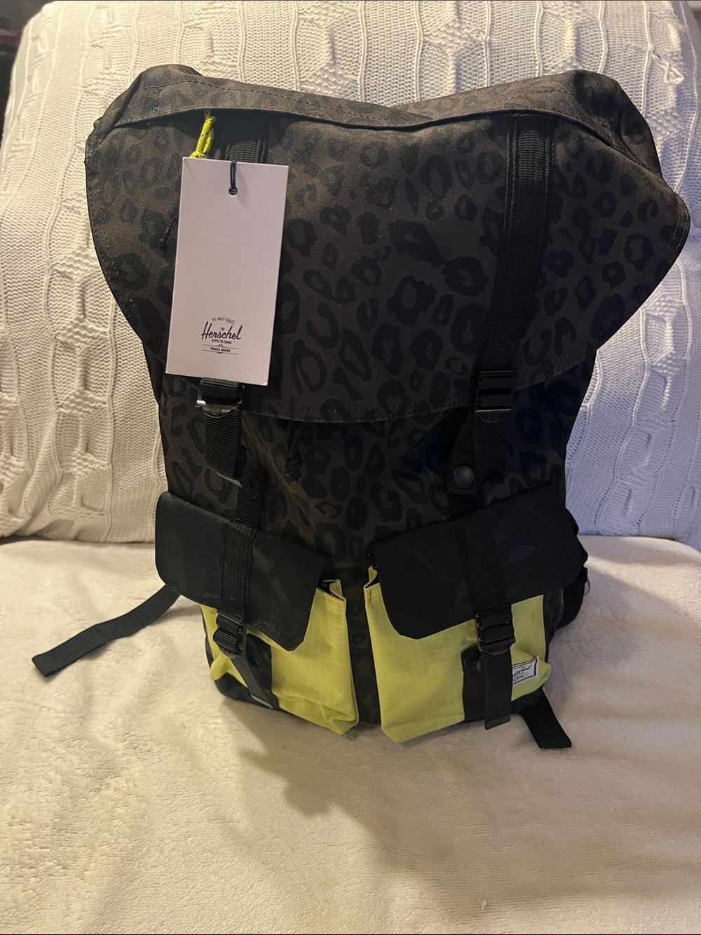 23L Herschel Dark Green Leopard Print Backpack with Lime Front Pockets